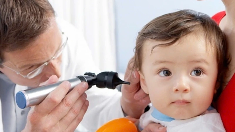 Các giai đoạn của viêm tai giữa là gì? Nguyên nhân nào gây viêm tai giữa? 4