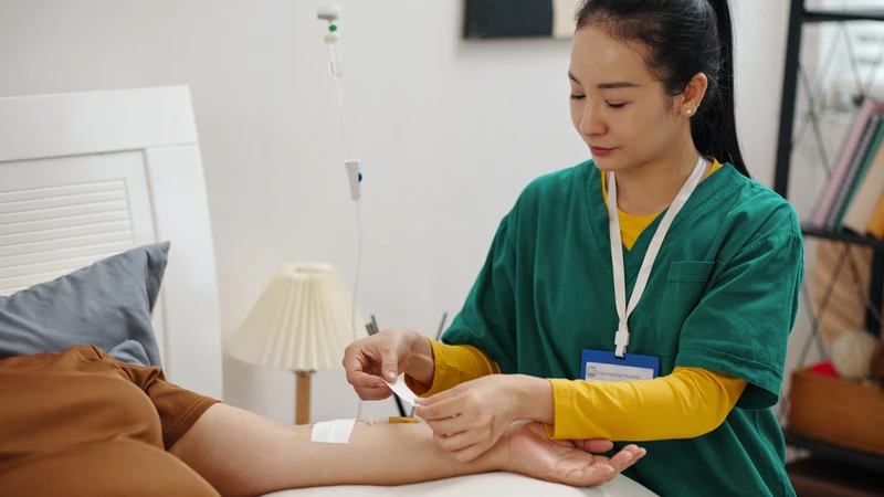 Tuân thủ tuyệt đối các nguyên tắc vô khuẩn và y lệnh của bác sĩ