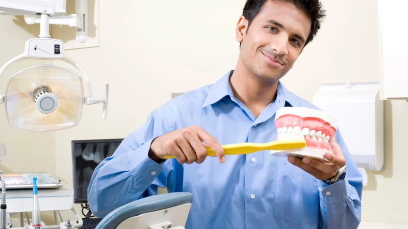 Vệ sinh răng miệng đúng cách giúp phòng ngừa và duy trì vị giác khỏe mạnh