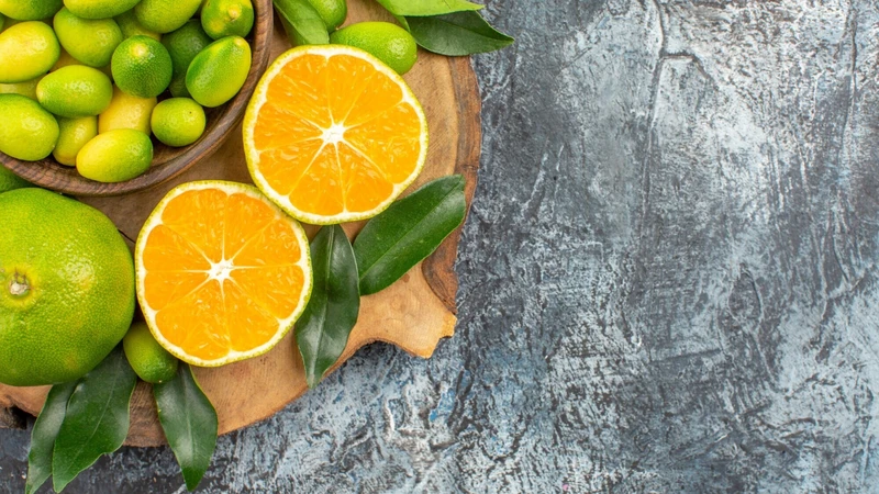 Tăng cường trái cây giàu citrate như cam và chanh hỗ trợ quá trình điều trị
