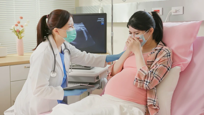 Mẹ bầu cần chủ động thăm khám khi xuất hiện dấu hiệu trầm cảm và lo âu