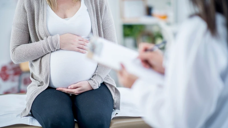 Bác sĩ hướng dẫn cách tính tuổi thai IVF