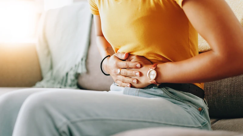 Người bị đau dạ dày nên thử với nửa tách hoặc một tách cà phê nhỏ để xem cơ thể phản ứng thế nào