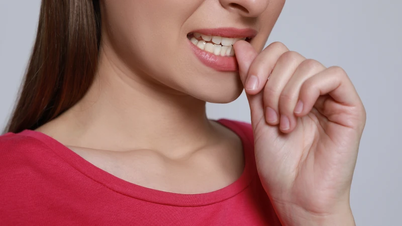 Cắn móng tay có bị bệnh tim không? Hiểu đúng về thói quen tưởng chừng vô hại 1