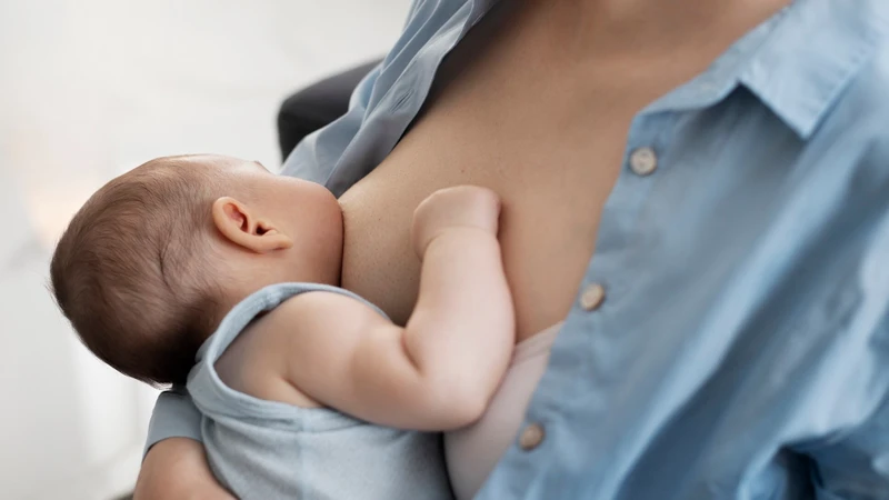 Mẹ bầu và mẹ bỉm cho con bú có nhu cần canxi nano khá cao