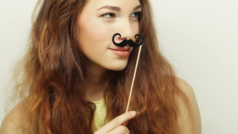 Ria mép ở nữ giới có thể khiến nhiều người cảm thấy thiếu tự tin khi giao tiếp