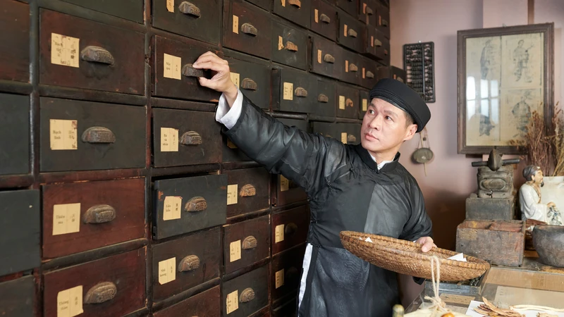 Nên tham khảo ý kiến bác sĩ y học cổ truyền trước khi áp dụng các bài thuốc từ cam thảo đất