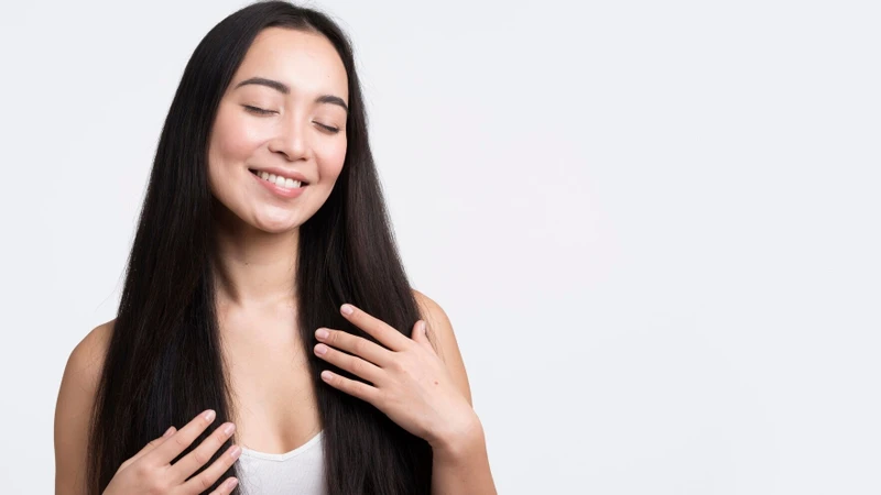Cỏ mực chăm sóc tóc, kích thích mọc tóc hiệu quả
