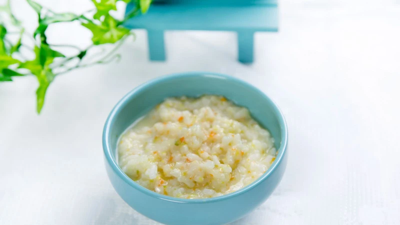 Cháo bò khoai tây mang lại nguồn dinh dưỡng cân bằng cho giai đoạn bé vận động nhiều