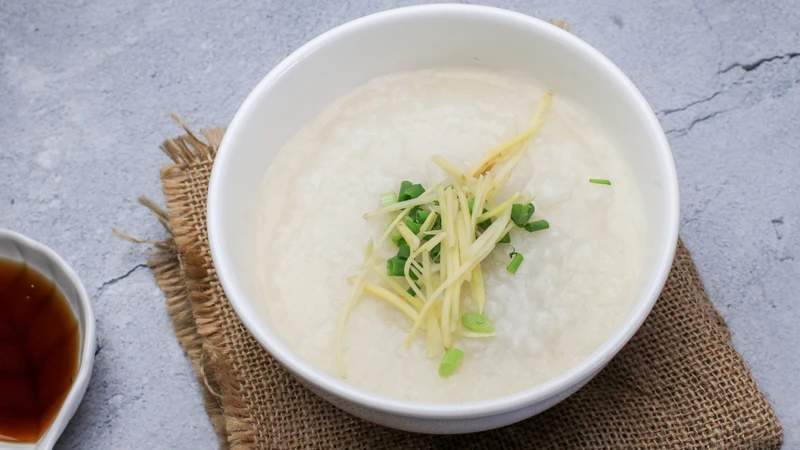 Cháo dinh dưỡng với thành phần cân đối phù hợp cho chế độ ăn lành mạnh