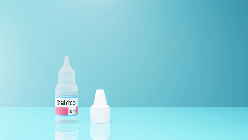 Các loại thuốc nhỏ mũi có tác dụng làm ẩm, làm sạch hoặc diệt khuẩn
