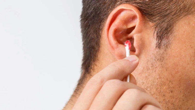 Chảy máu trong tai: Nguyên nhân, dấu hiệu và cách xử lý hiệu quả 1