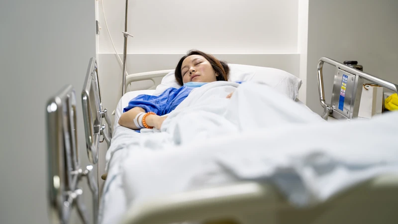 Thời gian nằm viện sau mổ u bì buồng trứng phụ thuộc vào phương pháp phẫu thuật và quá trình hồi phục