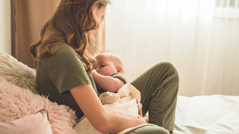 Thời gian cho con bú bao lâu là thích hợp là nỗi băn khoăn của nhiều người mẹ