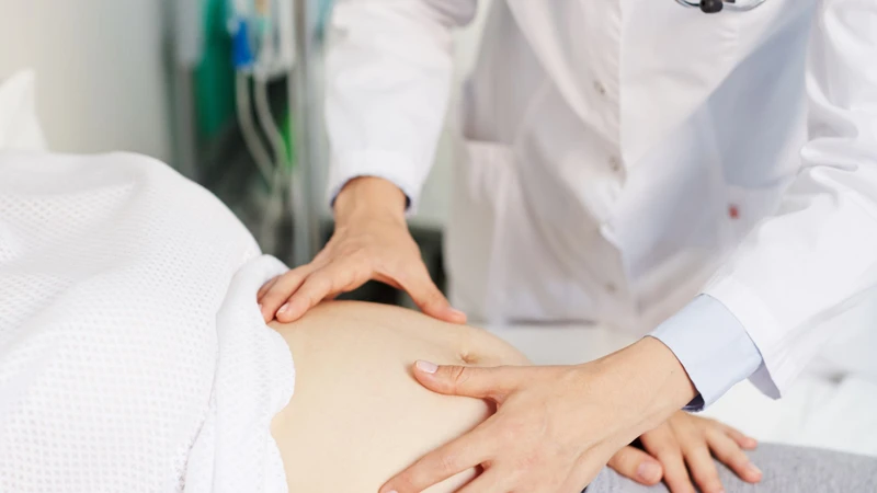 Mẹ bầu sẽ được khuyến nghị chọc ối khi kết quả sàng lọc trước sinh cho thấy nguy cơ cao mắc các rối loạn nhiễm sắc thể