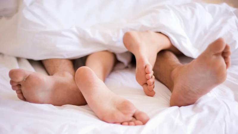 Khả năng mang thai cao nhất khi quan hệ hoặc có tiếp xúc với tinh dịch diễn ra xung quanh ngày rụng trứng