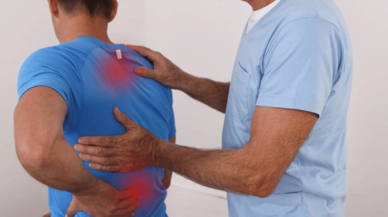 Người bệnh nên thường xuyên theo dõi triệu chứng và tái khám định kỳ