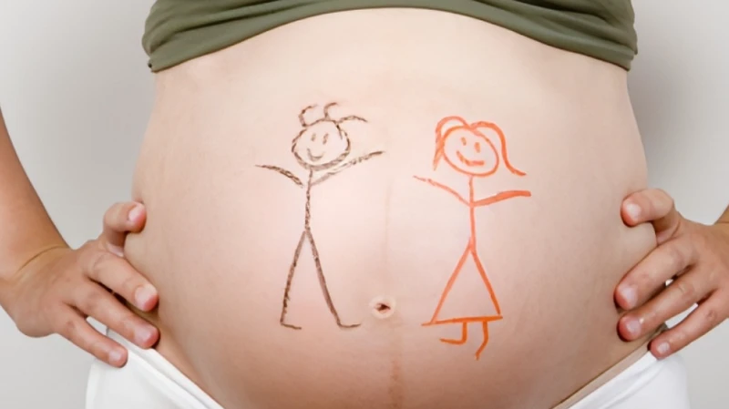 Có bầu bị hôi nách là trai hay gái? Giải mã bí ẩn mẹ bầu cần biết 1