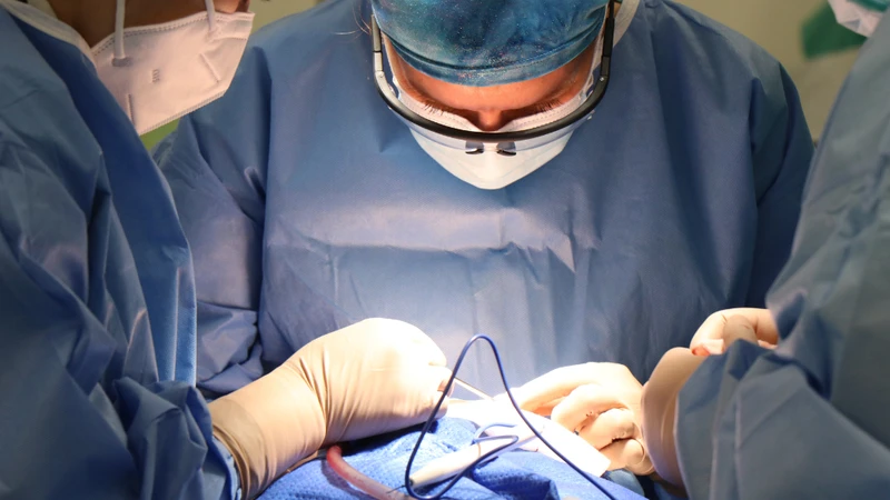Y học hiện đại đã phát triển các kỹ thuật mới nhằm giảm thiểu tối đa rủi ro tái phát mộng mắt