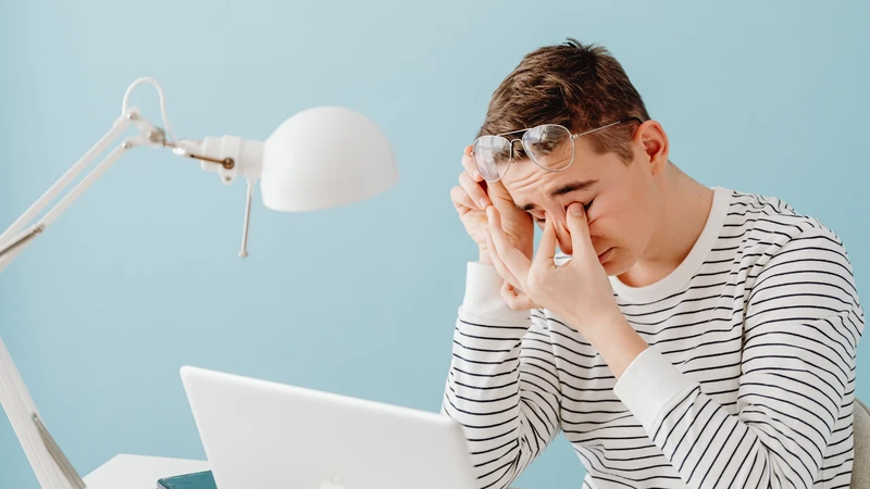 Hội chứng nhà kín có thể gây đau đầu, mệt mỏi