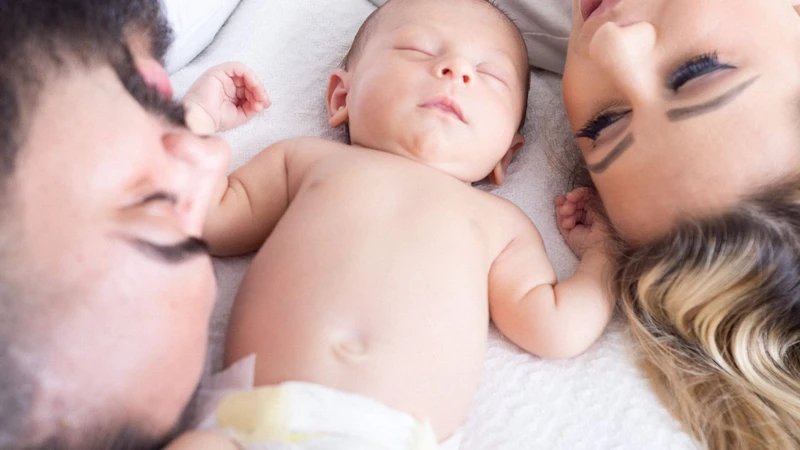 Có nên vệ sinh rốn cho trẻ 3 tháng tuổi hay không?  1
