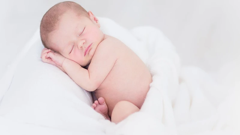 Có nên vệ sinh rốn cho trẻ 3 tháng tuổi hay không?  2