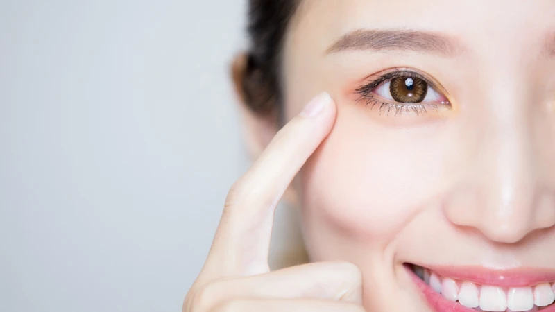 Bất cứ ai cũng nên thực hiện các biện pháp bảo vệ mắt và phòng tránh chấn thương để giảm thiểu nguy cơ