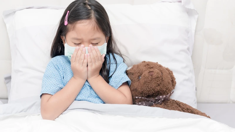 Trẻ nhỏ mắc cúm mùa có nguy cơ trở nặng do hệ miễn dịch còn non yếu