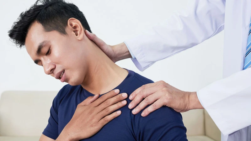 Cứng cổ là gì? Những vấn đề cần biết về chứng cứng cổ 3