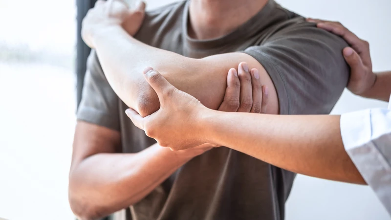 Một trong những phương pháp giúp điều trị đa xơ cứng rải rác hiệu quả là vật lý trị liệu