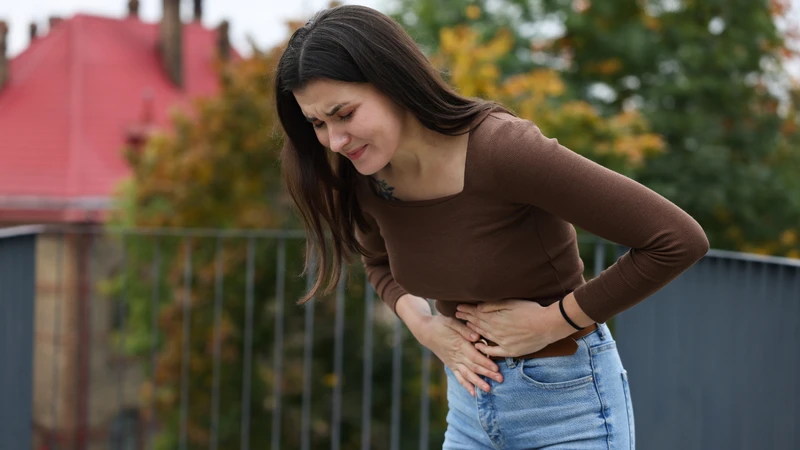 Căng thẳng áp lực kéo dài là một trong những nguyên nhân gây đau dạ dày