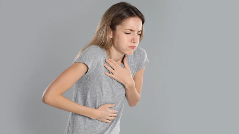 Buồn nôn nhẹ sau 5 ngày IUI có thể là dấu hiệu sớm do thay đổi hormone thai kỳ