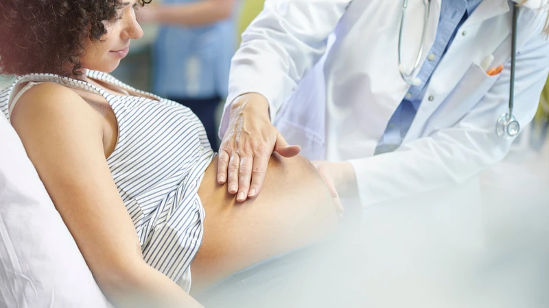 Thai máy giảm hoặc thay đổi bất thường cần được kiểm tra kịp thời