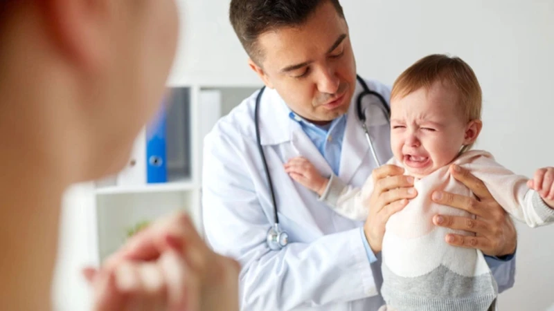 Dấu hiệu trẻ bị sặc sữa vào phổi: Nhận biết sớm để xử lý kịp thời 4