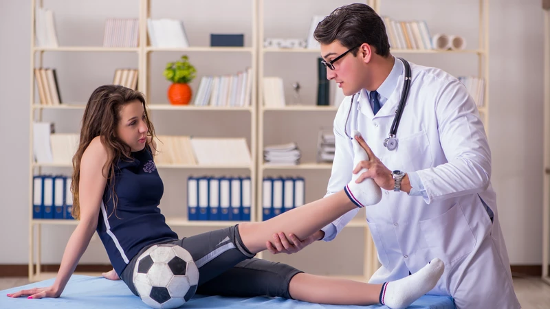 Cần tuân thủ hướng dẫn của bác sĩ và chuyên gia vật lý trị liệu
