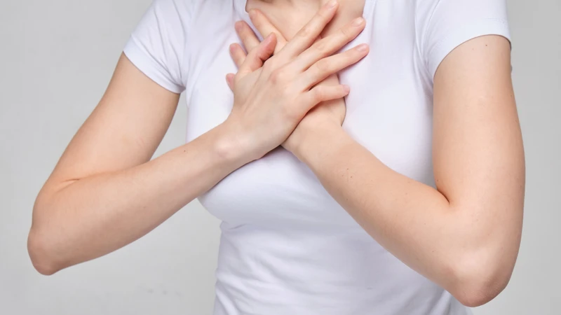 Nếu khó thở hoặc chóng mặt nặng, ngừng dùng và đến cơ sở y tế ngay