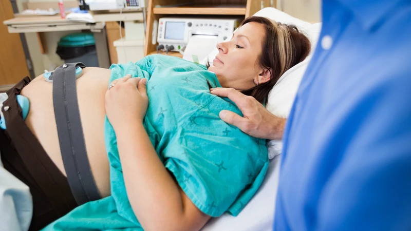 Theo dõi thai máy đều đặn giúp mẹ an tâm hơn trong suốt thai kỳ