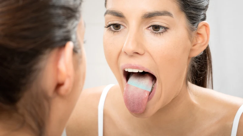 Phân nhánh vào 1/3 sau của lưỡi để cảm nhận vị giác và xúc giác
