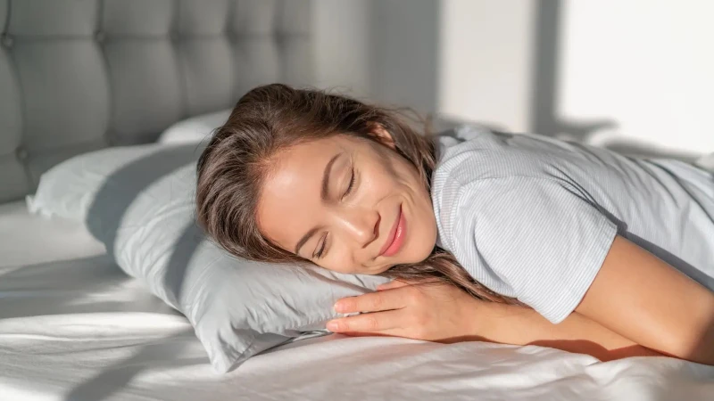 Sử dụng điện thoại hợp lý trước giờ ngủ giúp cơ thể thư giãn và dễ đi vào giấc ngủ hơn