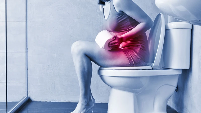 Đi ngoài ra máu là bị bệnh gì? 1