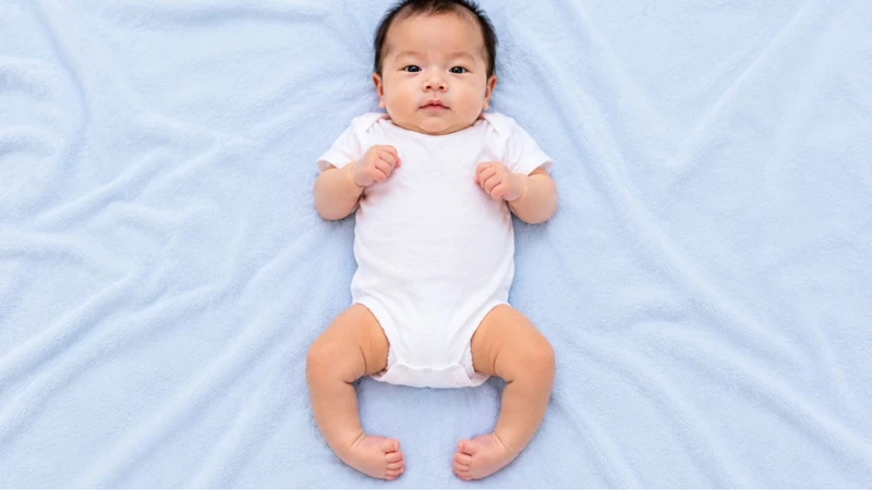 Bàn chân khoèo bẩm sinh gây biến dạng đặc trưng ở bàn chân trẻ