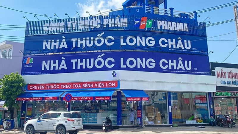 Trung tâm Tiêm chủng Long Châu đang cung cấp vắc xin sốt xuất huyết chính hãng, đảm bảo chất lượng theo tiêu chuẩn của Bộ Y tế