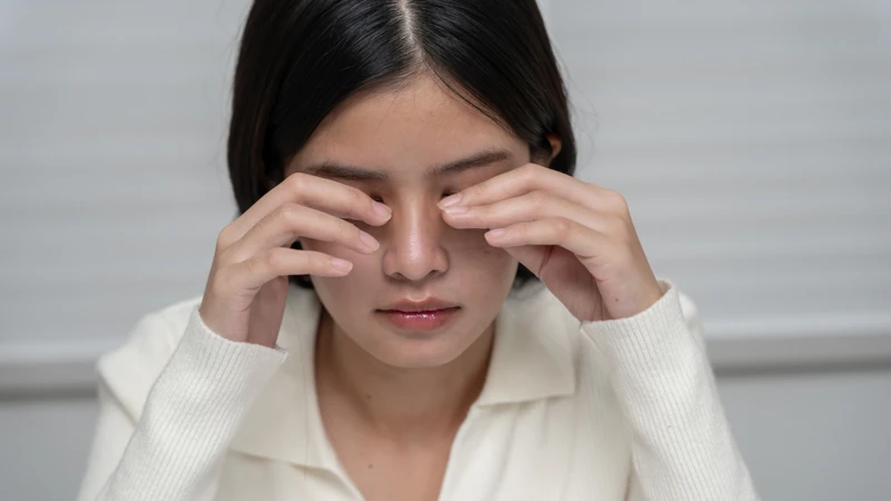 Tăng sinh dịch kính võng mạc là biến chứng nặng, thường xảy ra sau phẫu thuật bong võng mạc hoặc chấn thương mắt nặng