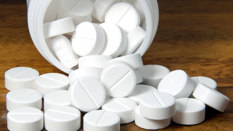 Loại bỏ hoặc giảm hấp thu paracetamol sớm trong điều trị ngộ độc paracetamol
