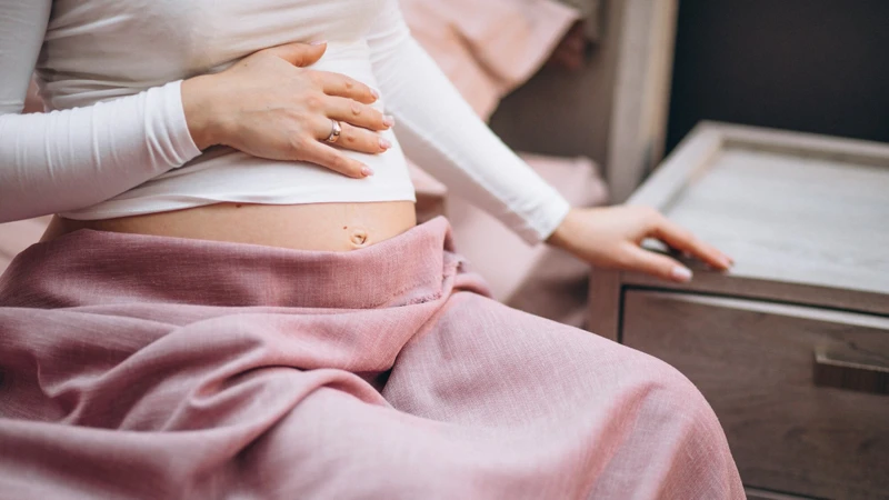 Tam cá nguyệt thứ 3 mẹ nên tăng cường thực phẩm giàu đạm và sắt