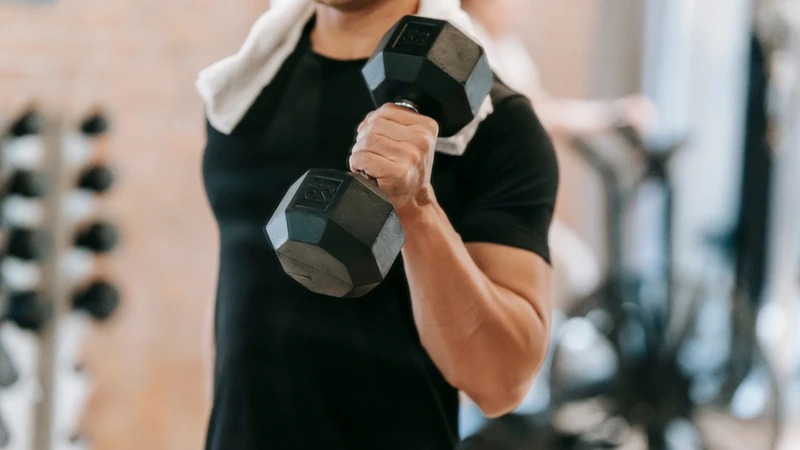Tăng khối lượng tập từ từ giúp cơ thích nghi và hạn chế DOMS quá mức
