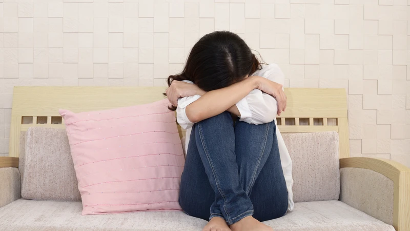 Cần khám khi hưng phấn kéo dài nhiều ngày không giảm rõ rệt hoặc ảnh hưởng cuộc sống