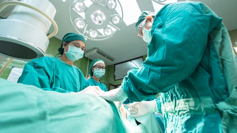 Gãy Galeazzi là một tình trạng nghiêm trọng cần được chẩn đoán sớm và xử trí bằng phẫu thuật để phục hồi giải phẫu và chức năng vận động của cẳng tay