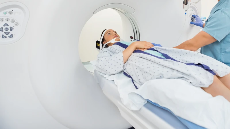 CT hàm mặt là phương tiện quan trọng để xác định đường gãy