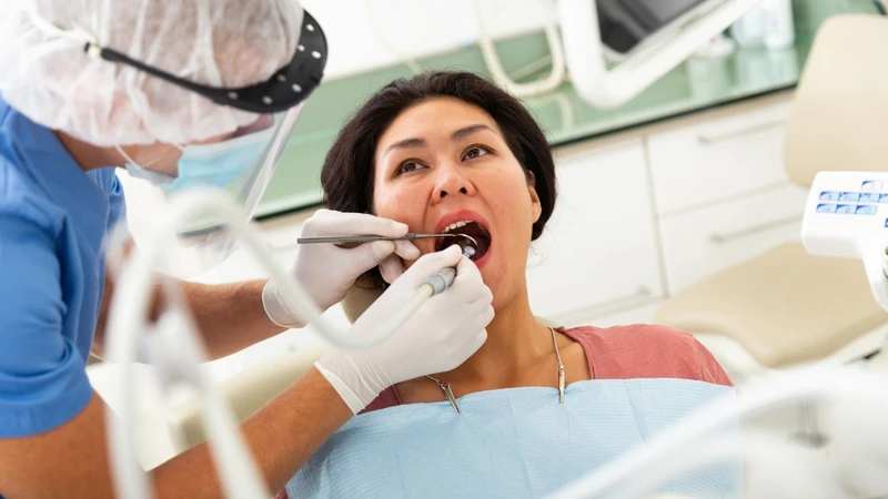 Phương pháp và kỹ thuật nhổ răng càng phức tạp thì chi phí nhổ răng hàm bị sâu càng cao